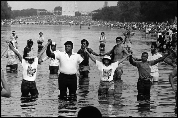 http://www.readingthepictures.org/files/2013/08/Freed-March-on-Washington-83-Magnum.jpg