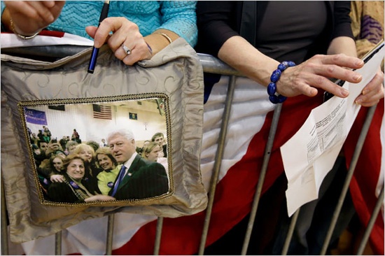 Clinton Pillow