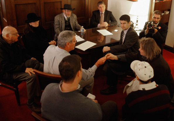 GOP Solidarity Dead on Arrival. (Love the Hats!)