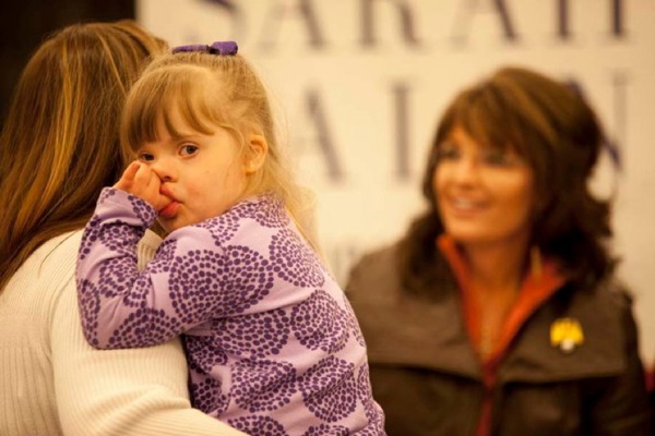 Downs girl Palin book signing