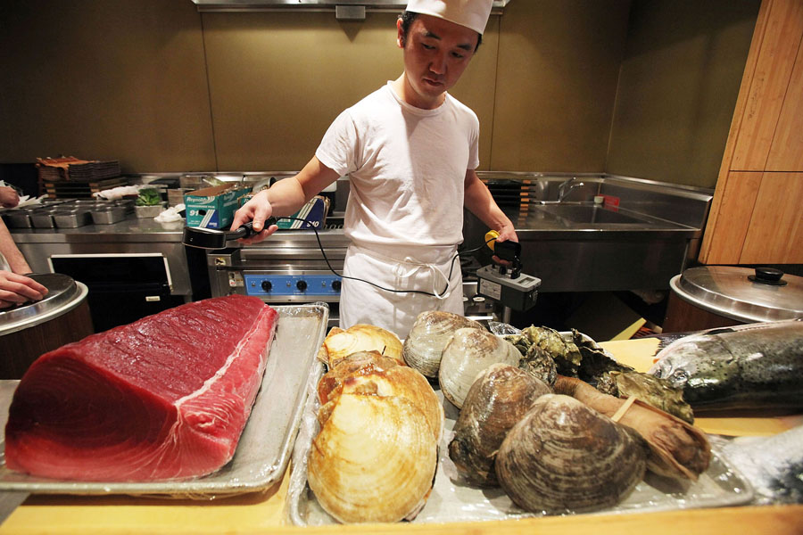 Spicy Tuna, Giant Clam and Radiation Roll Revisted (Photo by Mario Tama)