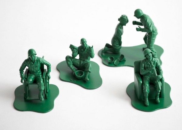 Let's Play Army Men!