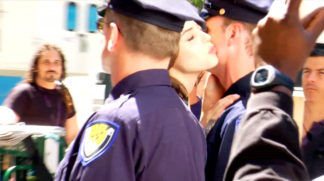 Maybelline kissing cop