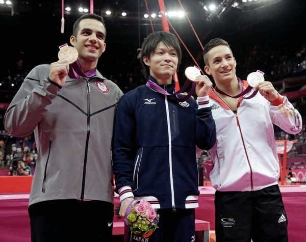 Danell Leyva medal