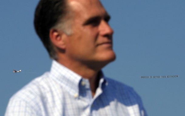 Romney birther banner