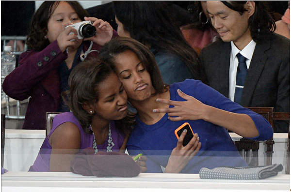 Malia Sasha Inauguration 2 viewing stand