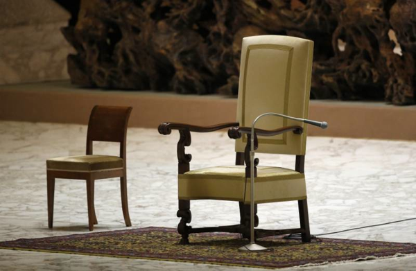 Pope empty chair