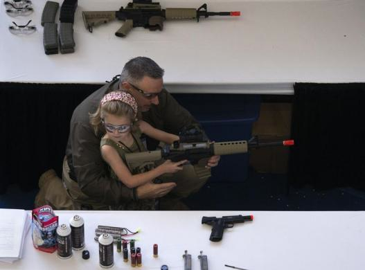 Photo Update/NRA Annual Meeting '13: Guns in the Hands of Babes