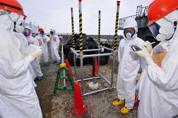 Fukushima Ongoing: More Tragicomic Images As Contaminated Water Crisis Looms
