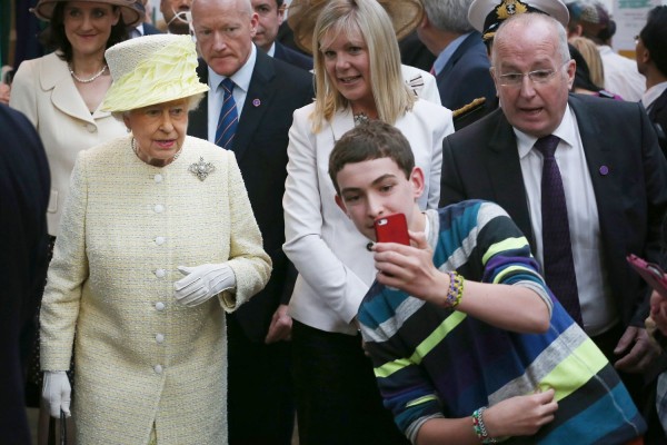 God Selfie the Queen