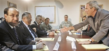 Anbar-Bush-Iraqi-Leaders