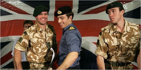 British-Hostages-Posing