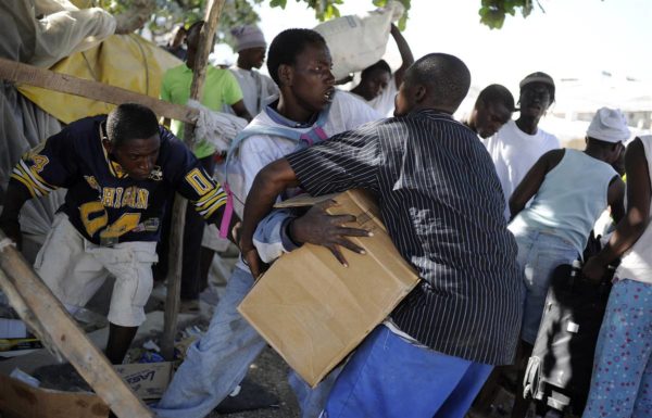 Haitians Looting