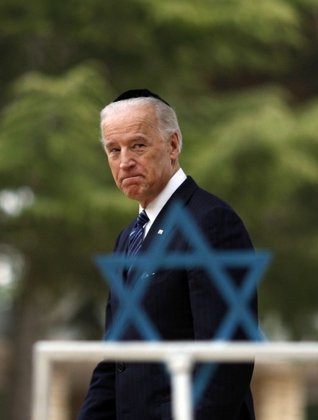 U.S. Vice President Joe Biden walks in Mount Herzl military cemetery in Jerusalem March 9, 2010. Biden assured Israel on Tuesday of Washington's commitment to its security and preventing Iran from producing nuclear weapons. REUTERS/Ariel Schalit/Pool (JERUSALEM - Tags: POLITICS)