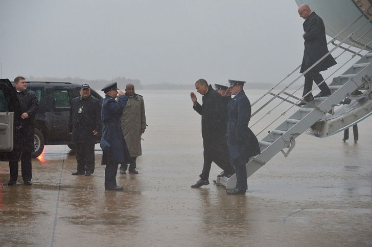 Barack, Mitt and Sandy: Final Exam (or: Why My Friend Saw Obama in this Photo with the Joint Chiefs)