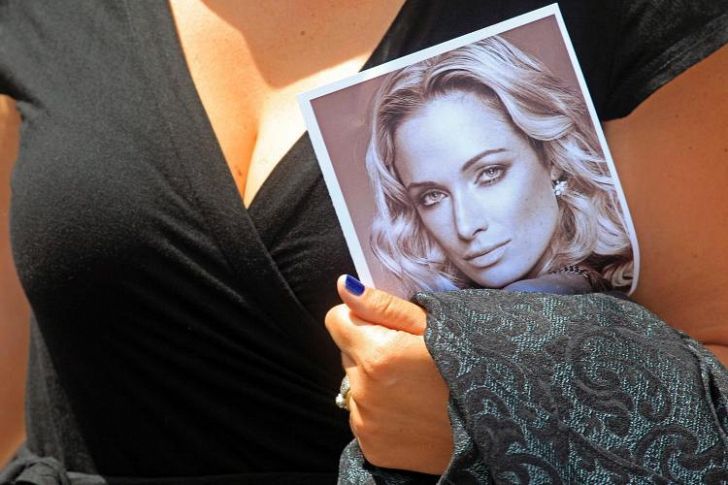 Should Pistorius-Steenkamp Killing be a Newswire Showcase for T-and-A