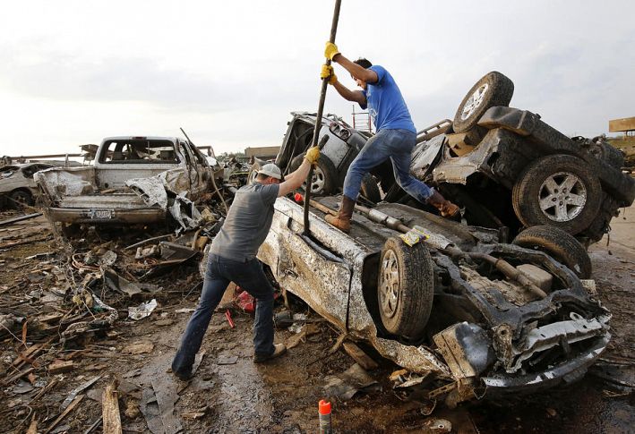 OKC Tornado Photos: Iwo Jima