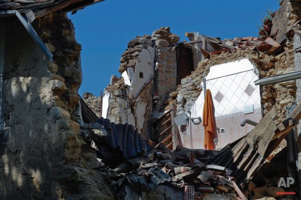 It’s Not Just a Photo, it’s a Story — The Italian Earthquake, and What News Photos Can Do Today