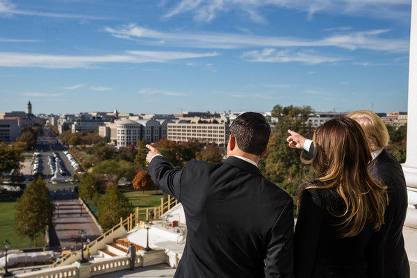 House Speaker Paul Ryan (R-WI) shows President-elect Donald Trump and his wife, Melania Trump the Speaker's Balcony at the U.S. Capitol on November 10, 2016 in Washington, DC. Earlier in the day president-elect Trump met with U.S. President Barack Obama at the White House. (Photo by Zach Gibson/Getty Images)