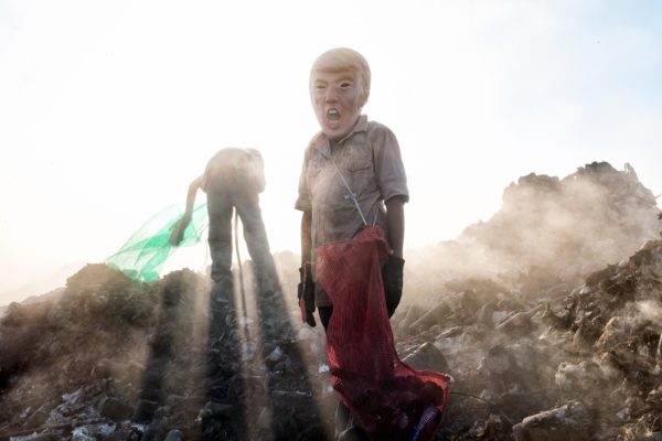 Photo by Verónica Gabriela Cárdenas. A young potential trump collecting cans in a landfill.