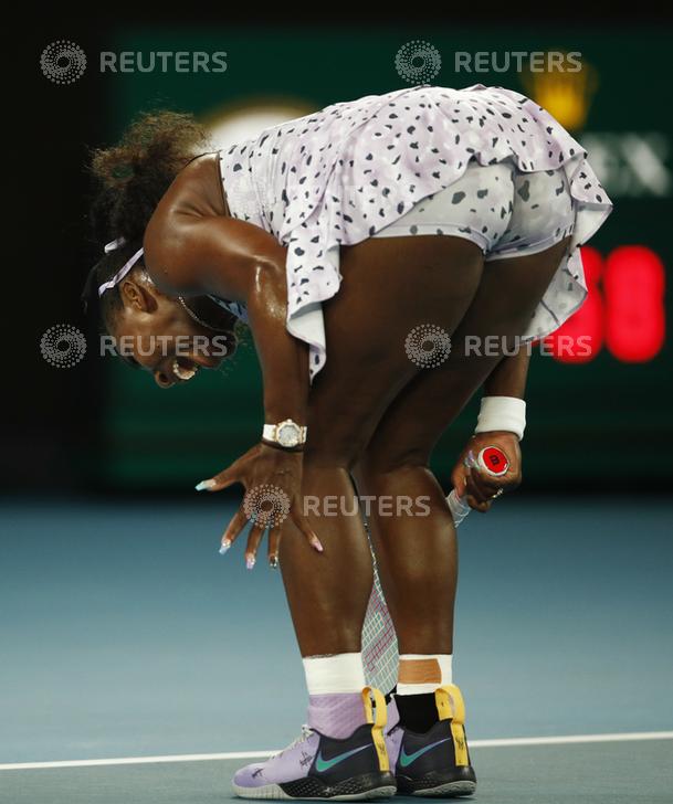 Athletic Upskirting at the Australian Open - Reading The Pictures