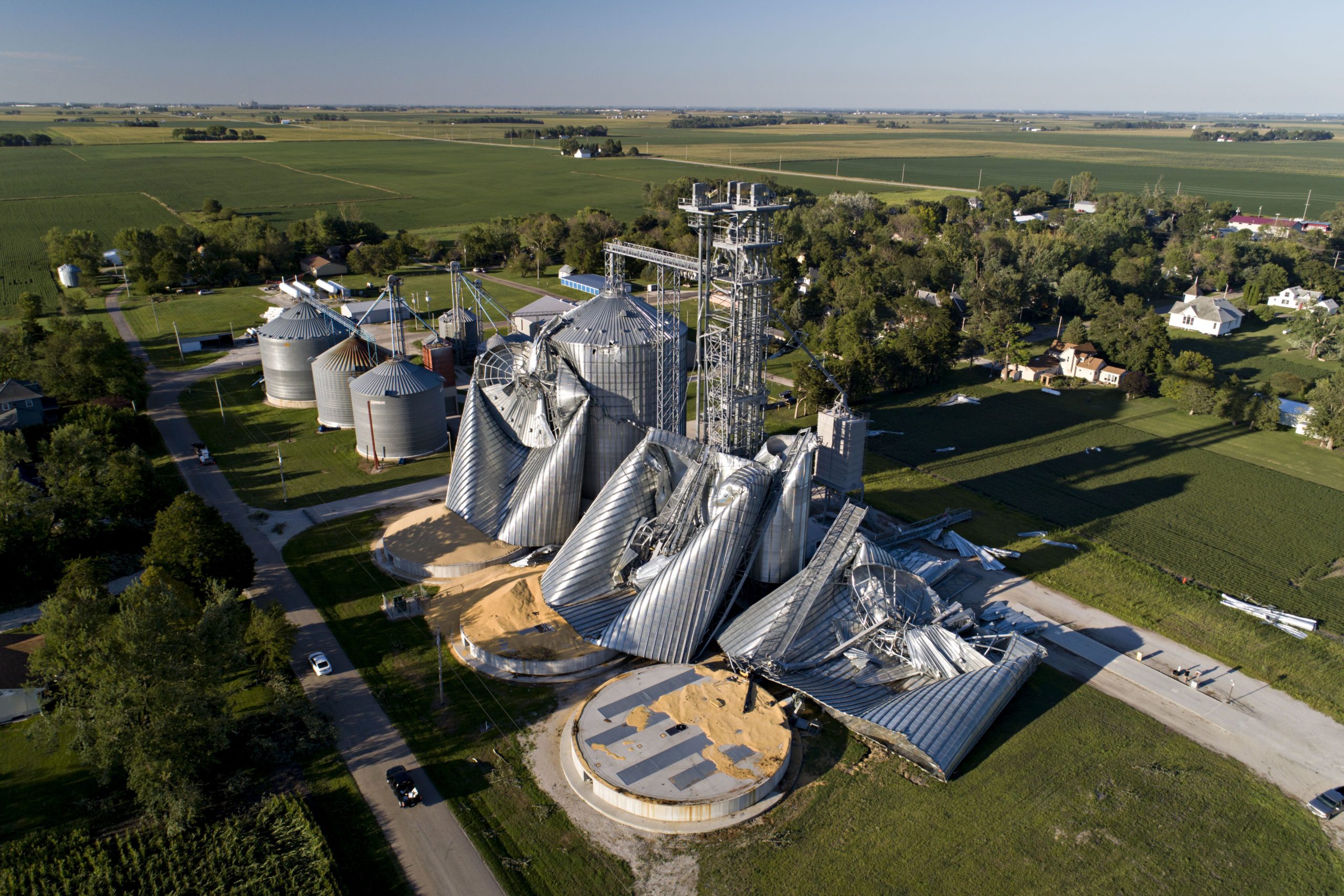 Chatting the Pictures: Iowa’s Derecho, Another Massively Destructive Climate Event