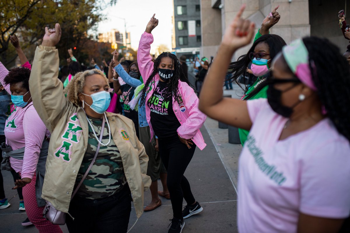 Chatting the Pictures: Kamala’s Sorority Sisters Stroll Dance in Harlem Inspired by 2020 Victory