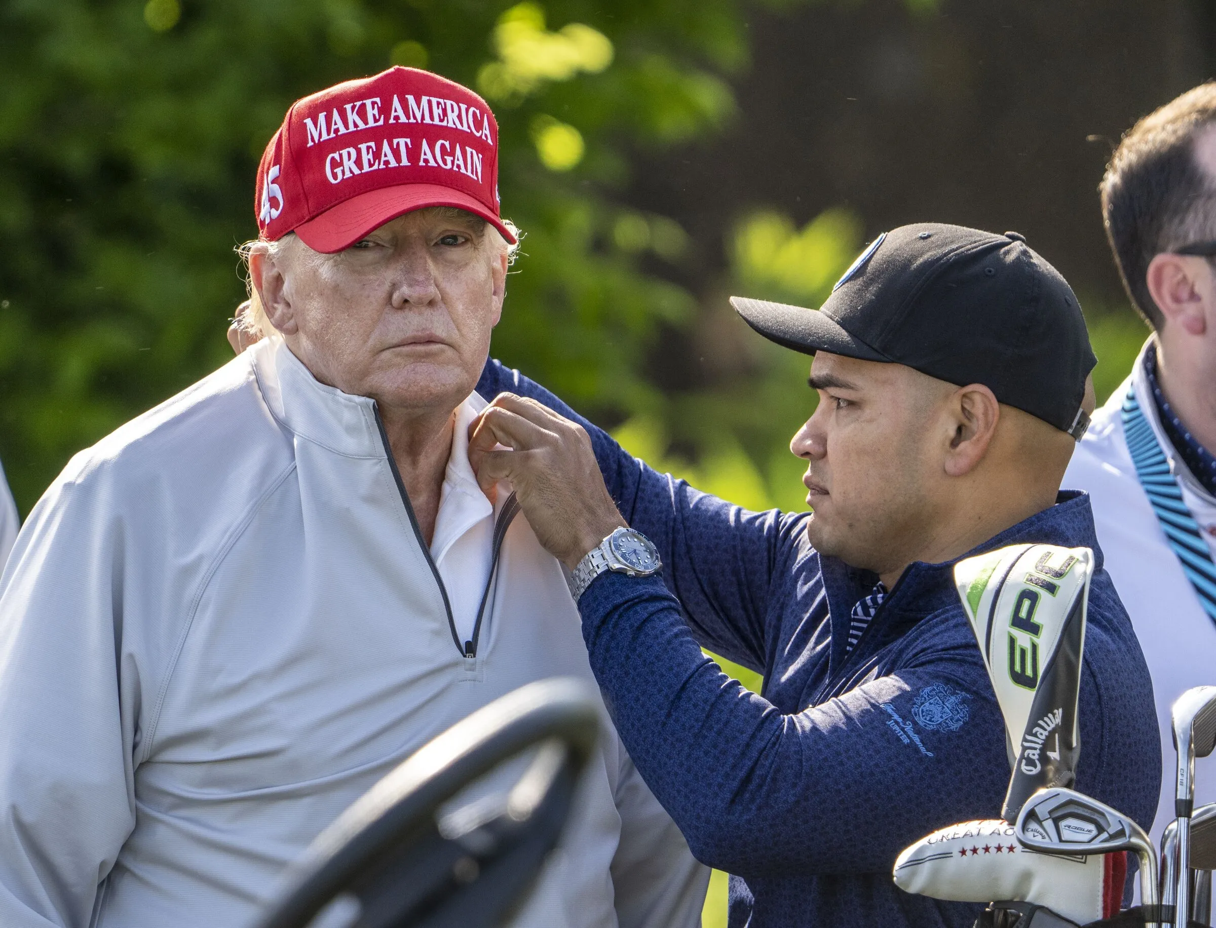 Chatting the Pictures: Rough Times for Trump and His Body Man