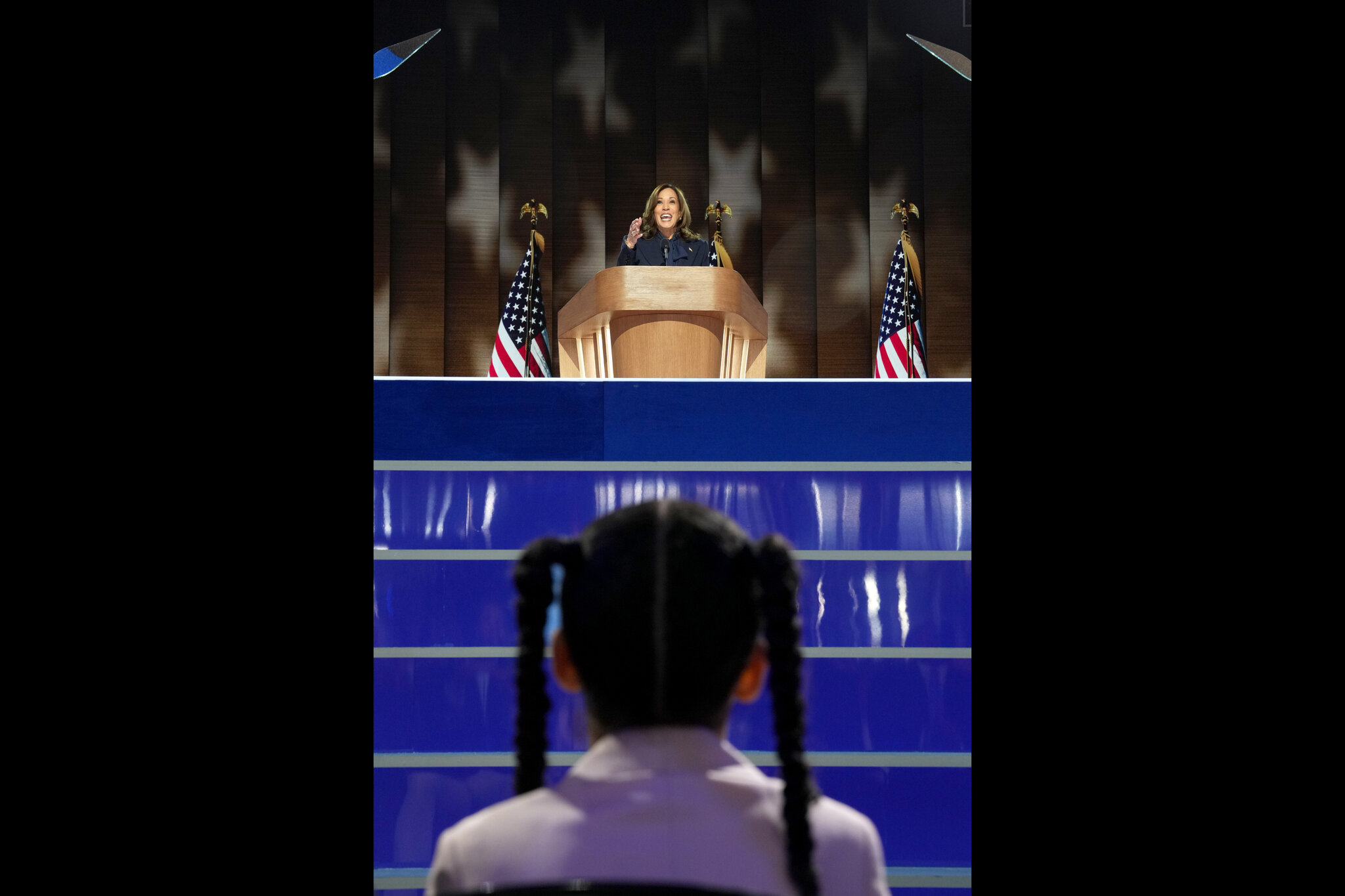 Chatting the Pictures: A Single Image Tells the Story of the 2024 DNC